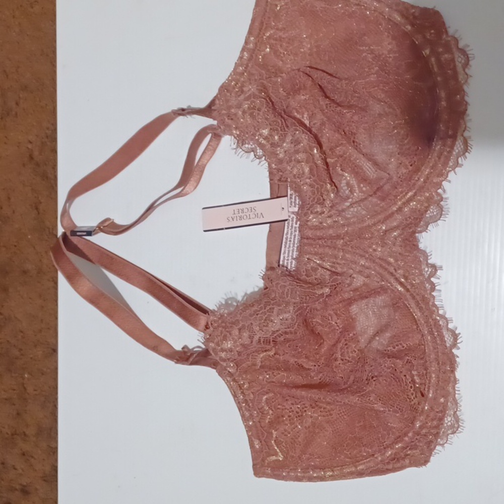 Victoria's Secret bra 36DDD New with tag
